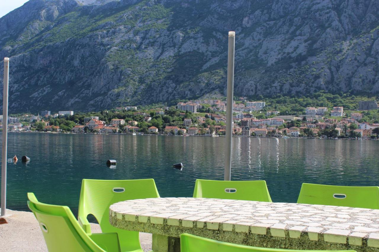 Mare E Montagna Apartment Kotor Exterior photo